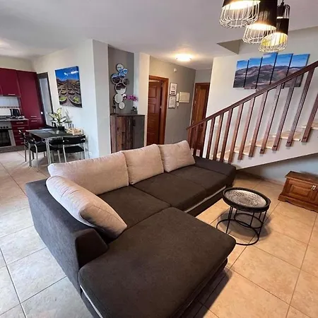 Cyca Villa